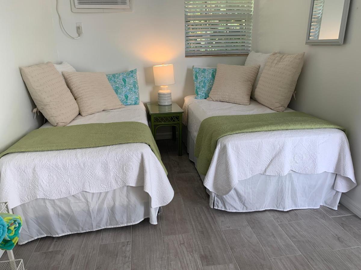 Beach Bum Bungalow Hotel Fort Pierce Esterno foto